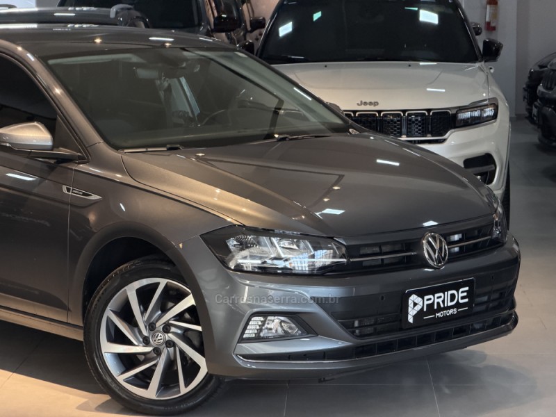 POLO 1.0	200 TSI HIGHLINE AUTOMÁTICO  - 2020 - CAXIAS DO SUL
