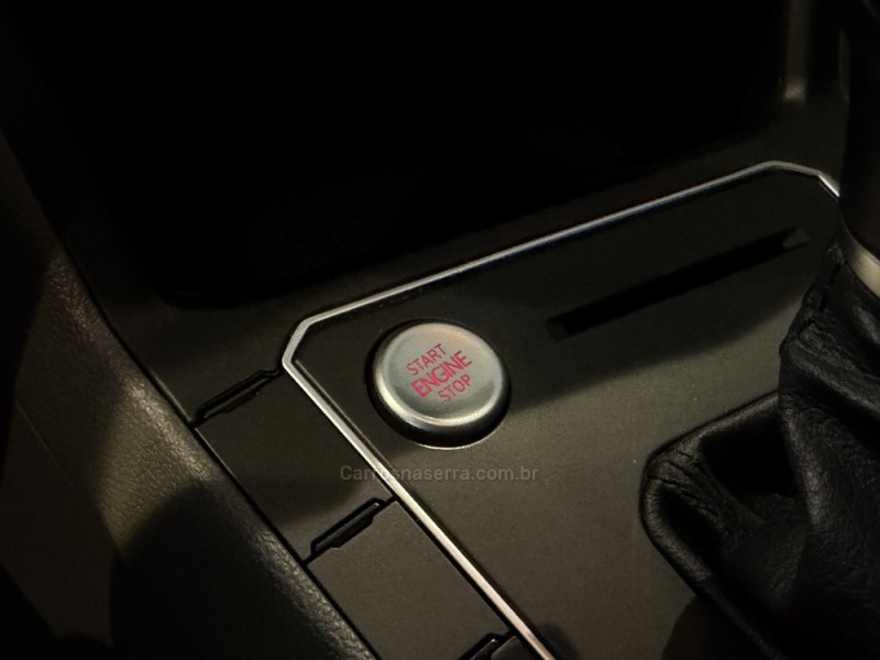 POLO 1.0	200 TSI HIGHLINE AUTOMÁTICO  - 2020 - CAXIAS DO SUL