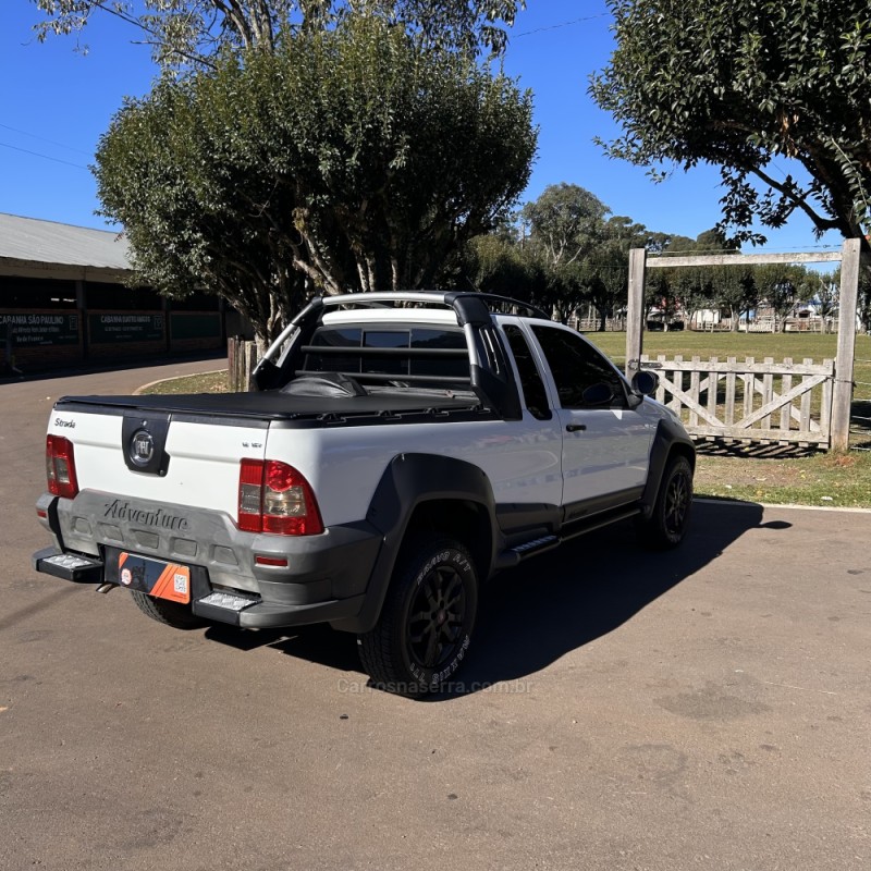 STRADA 1.8 MPI ADVENTURE CE 16V FLEX 2P MANUAL - 2013 - VACARIA