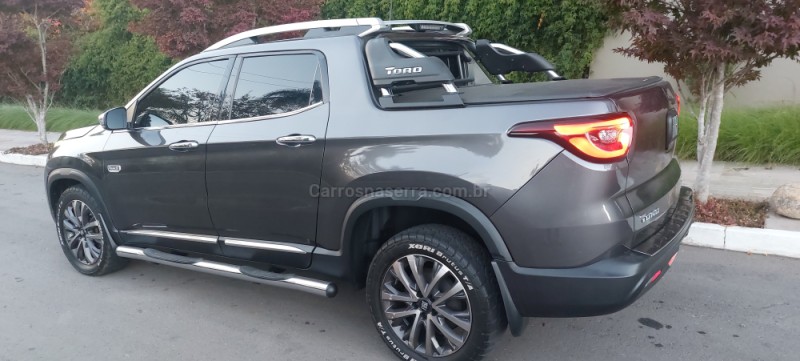TORO 2.0 16V TURBO DIESEL RANCH AT 4X4 AUTOMÁTICO - 2022 - FARROUPILHA