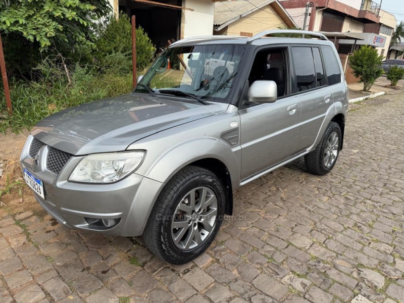 PAJERO TR4 2.0 4X2 16V GASOLINA 4P AUTOMÁTICO - 2013 - FARROUPILHA