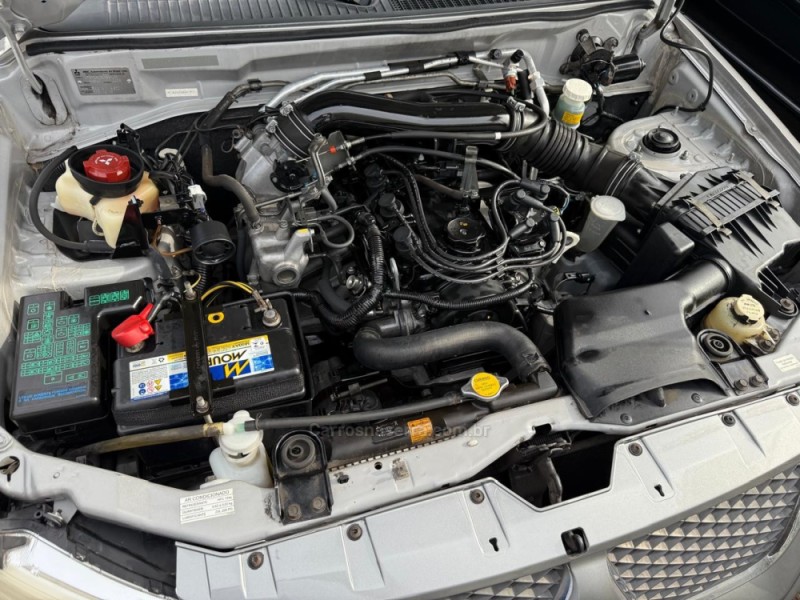 PAJERO TR4 2.0 4X2 16V GASOLINA 4P AUTOMÁTICO - 2013 - FARROUPILHA