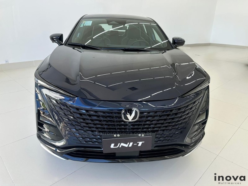 UNI-T 1.5 INFINITY 16V 4P FLEX AUTOMÁTICO - 2027 - NOVO HAMBURGO