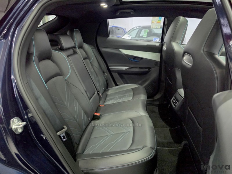 UNI-T 1.5 INFINITY 16V 4P FLEX AUTOMÁTICO - 2027 - NOVO HAMBURGO