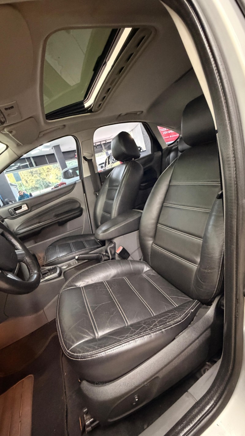 FOCUS 2.0 GHIA 16V FLEX 4P AUTOMÁTICO - 2009 - CAXIAS DO SUL