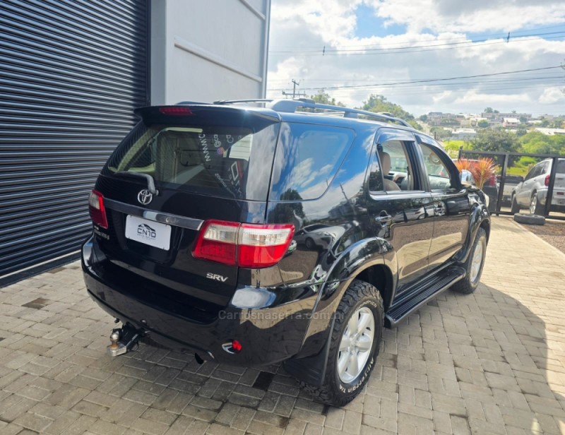 HILUX SW4 3.0 SRV 4X4 7 LUGARES 16V TURBO INTERCOOLER DIESEL 4P AUTOMÁTICO - 2010 - LAJEADO