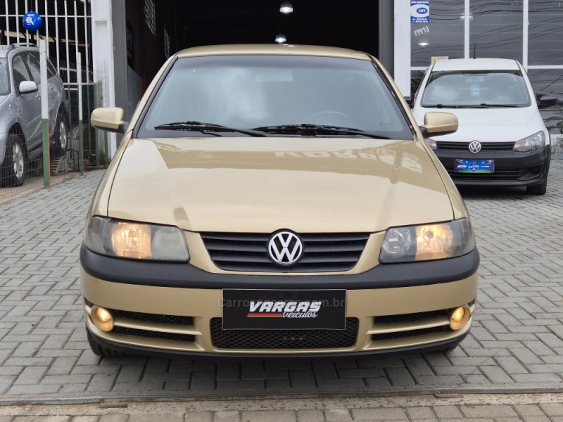 SAVEIRO 1.8 MI SUMMER CS 8V GASOLINA 2P MANUAL G.III - 2002 - CAXIAS DO SUL