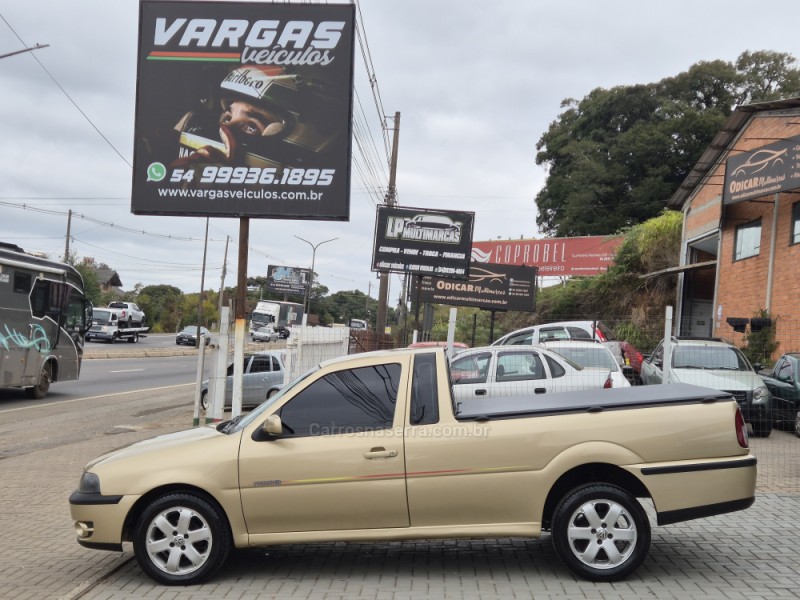 SAVEIRO 1.8 MI SUMMER CS 8V GASOLINA 2P MANUAL G.III - 2002 - CAXIAS DO SUL
