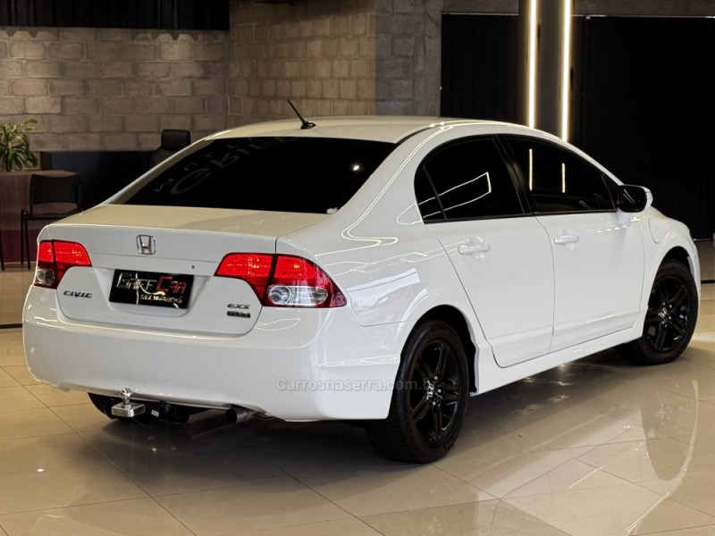 CIVIC 1.8 EXS 16V GASOLINA 4P AUTOMÁTICO - 2010 - DOIS IRMãOS