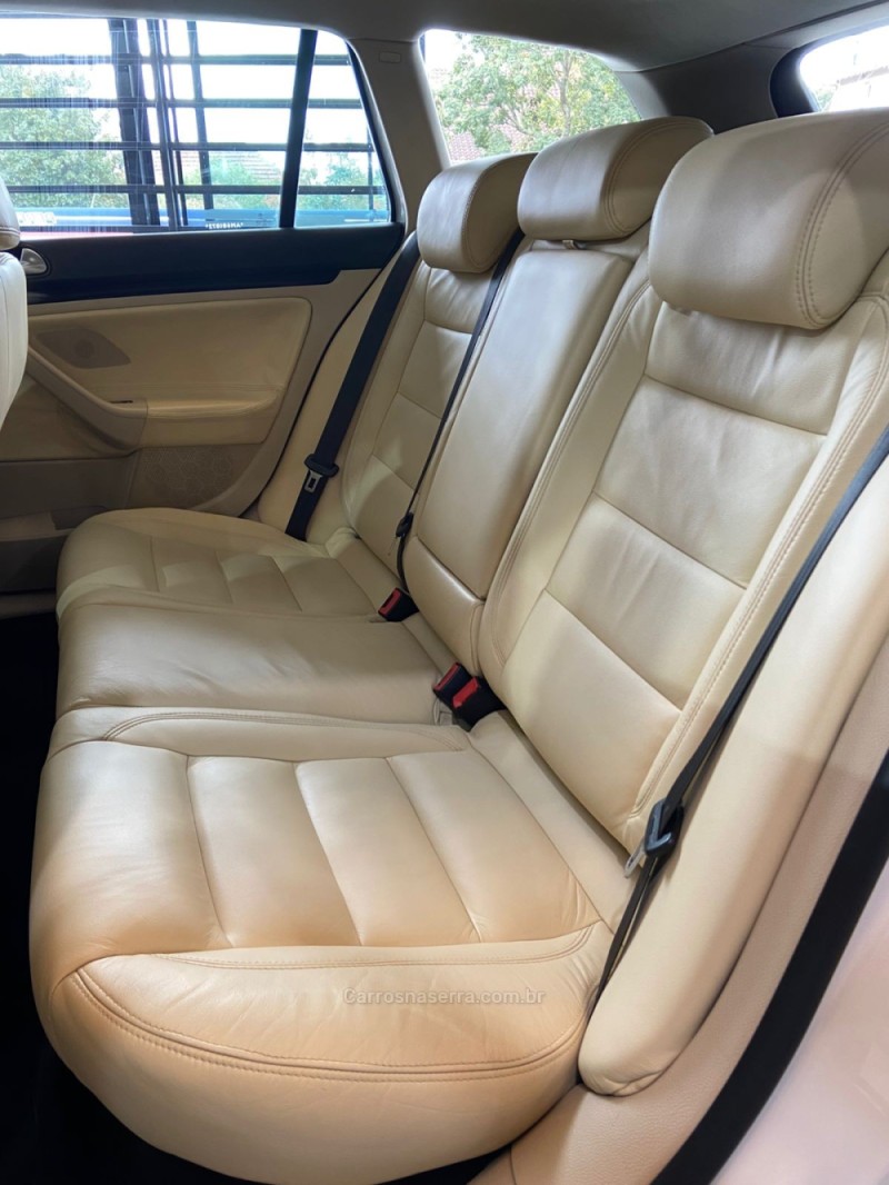 JETTA 2.5 I VARIANT 20V 170CV GASOLINA 4P TIPTRONIC - 2010 - BENTO GONçALVES
