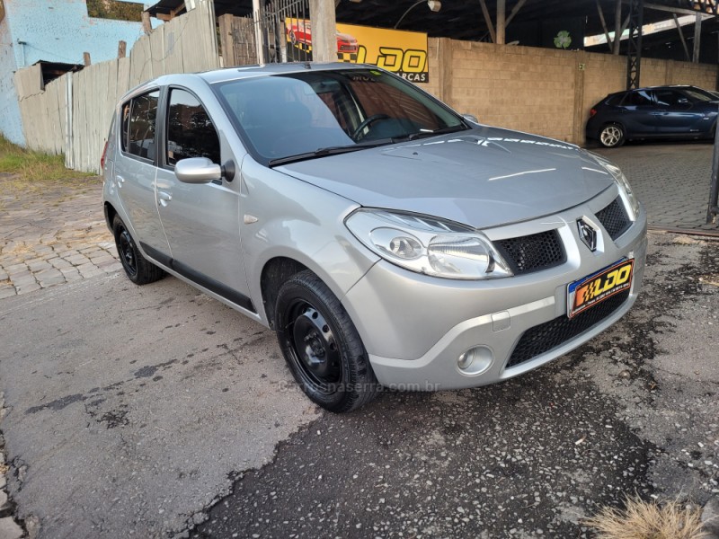 sandero 1.6 privilege 8v flex 4p manual 2009 caxias do sul