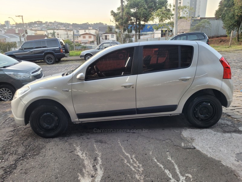 SANDERO 1.6 PRIVILÉGE 8V FLEX 4P MANUAL - 2009 - CAXIAS DO SUL
