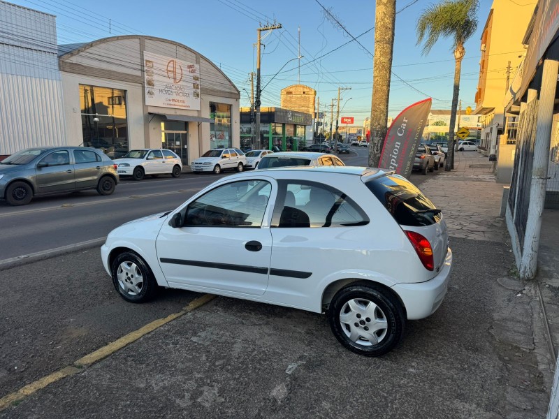 CELTA 1.0 MPFI 8V GASOLINA 2P MANUAL - 2004 - VACARIA