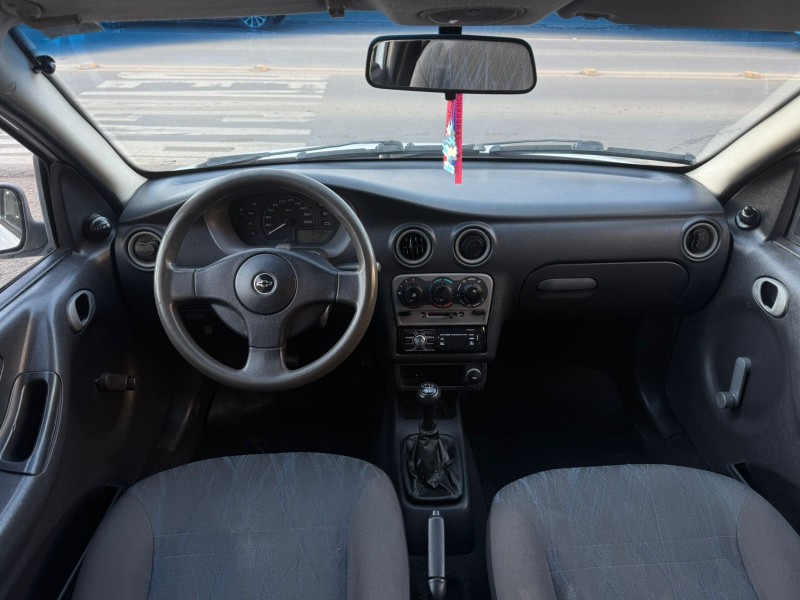 CELTA 1.0 MPFI 8V GASOLINA 2P MANUAL - 2004 - VACARIA