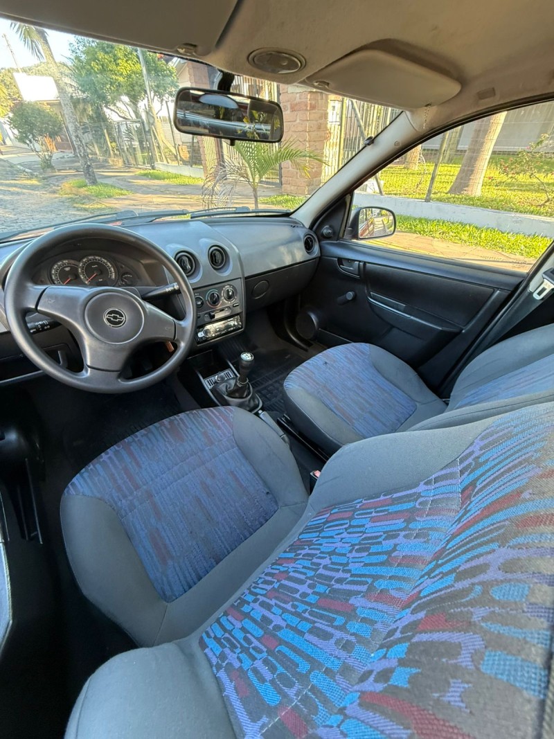 CELTA 1.0 MPFI SPIRIT 8V FLEX 4P MANUAL - 2007 - FELIZ