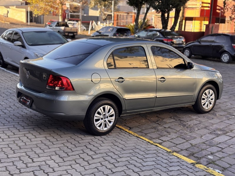 VOYAGE 1.0 MI TRENDLINE 8V FLEX 4P MANUAL - 2010 - CAXIAS DO SUL