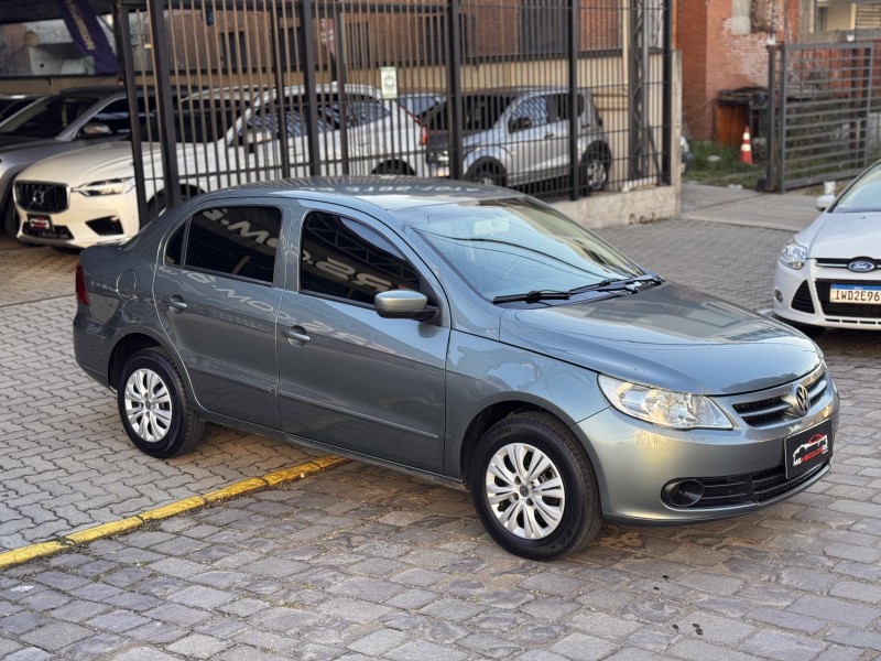 VOYAGE 1.0 MI TRENDLINE 8V FLEX 4P MANUAL - 2010 - CAXIAS DO SUL