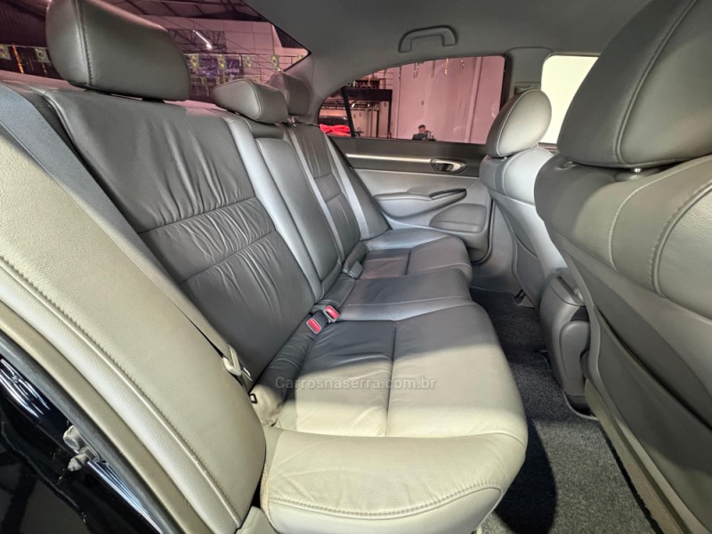 CIVIC 1.8 EXS 16V FLEX 4P AUTOMÁTICO - 2010 - NOVO HAMBURGO