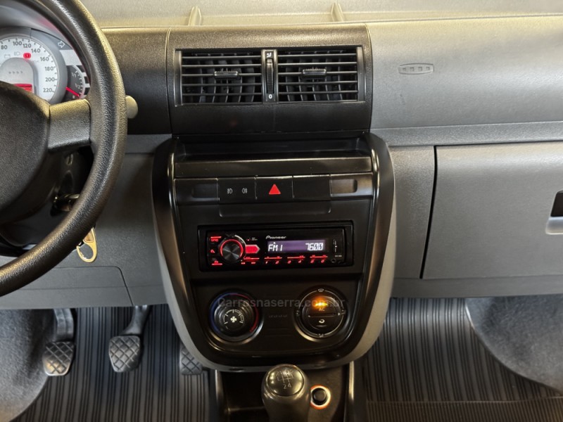 SPACEFOX 1.6 MI 8V FLEX 4P MANUAL - 2009 - DOIS IRMãOS