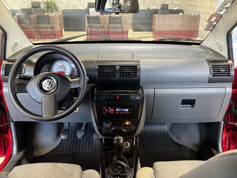 SPACEFOX 1.6 MI 8V FLEX 4P MANUAL - 2009 - DOIS IRMãOS