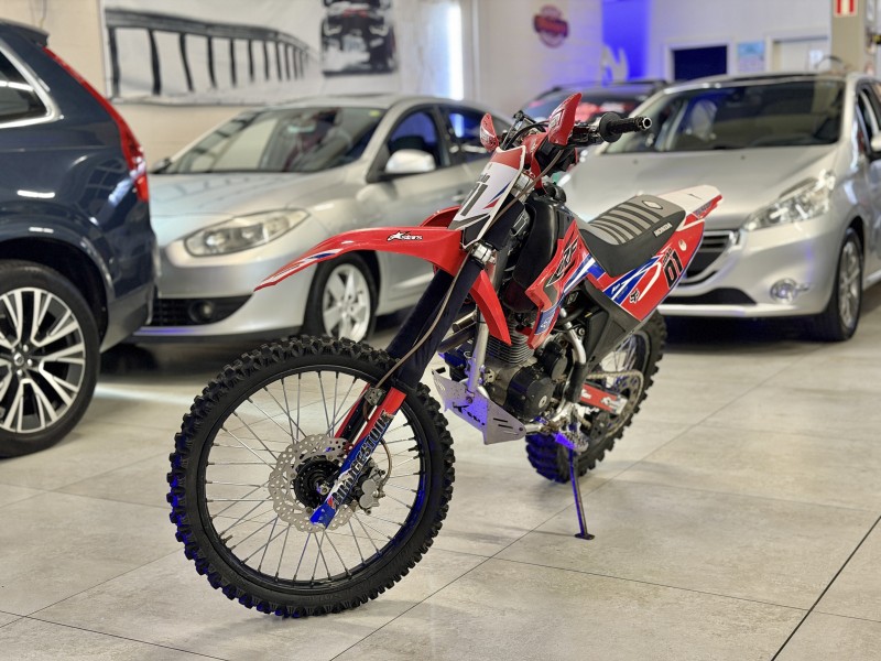 CRF 230F  - 2015 - CAXIAS DO SUL