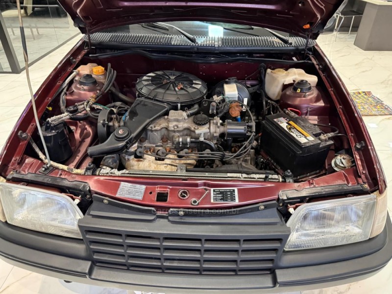 KADETT 1.8 EFI LITE 8V GASOLINA 2P MANUAL - 1994 - CAXIAS DO SUL