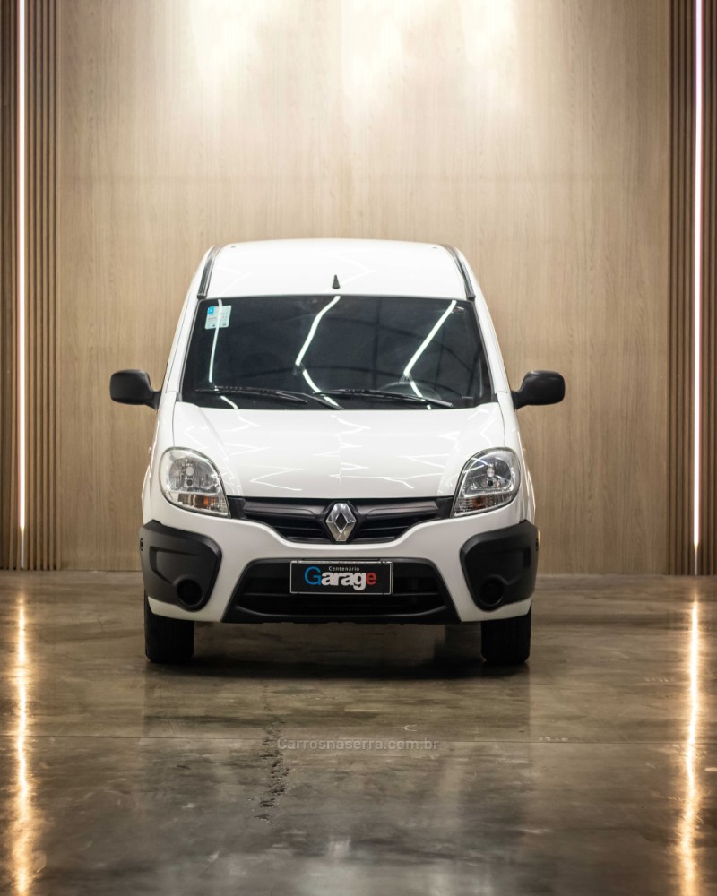 KANGOO 1.6 EXPRESS 16V FLEX 3P MANUAL - 2018 - CAXIAS DO SUL