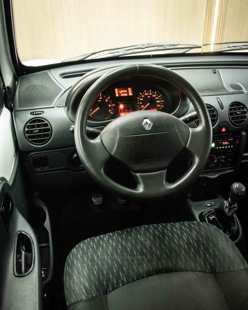 KANGOO 1.6 EXPRESS 16V FLEX 3P MANUAL - 2018 - CAXIAS DO SUL