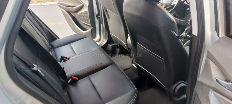 TRACKER 1.2 12V PREMIER TURBO FLEX 4P AUTOMÁTICO - 2023 - FARROUPILHA