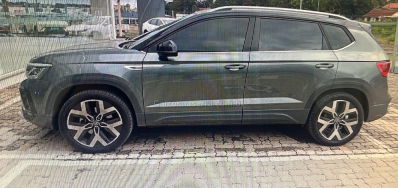 TRACKER 1.2 12V PREMIER TURBO FLEX 4P AUTOMÁTICO - 2023 - FARROUPILHA