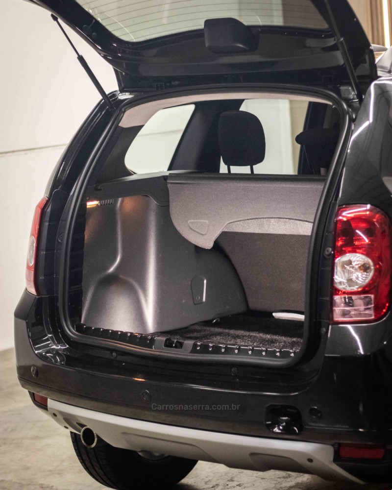 DUSTER 2.0 DYNAMIQUE 4X2 16V FLEX 4P MANUAL - 2013 - CAXIAS DO SUL