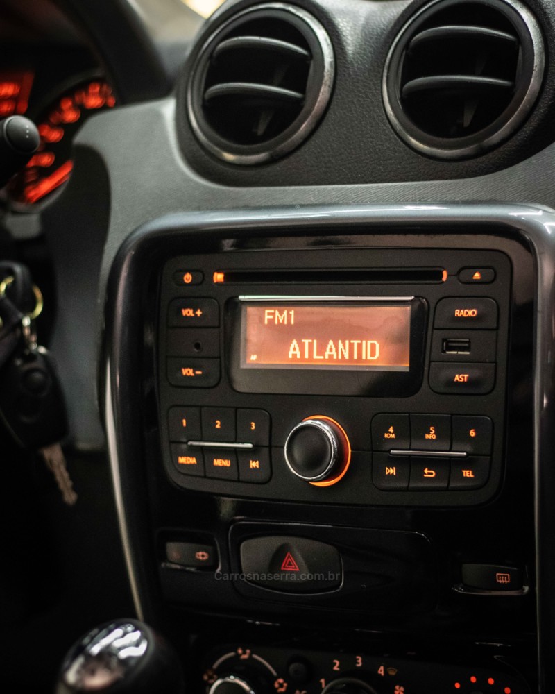 DUSTER 2.0 DYNAMIQUE 4X2 16V FLEX 4P MANUAL - 2013 - CAXIAS DO SUL