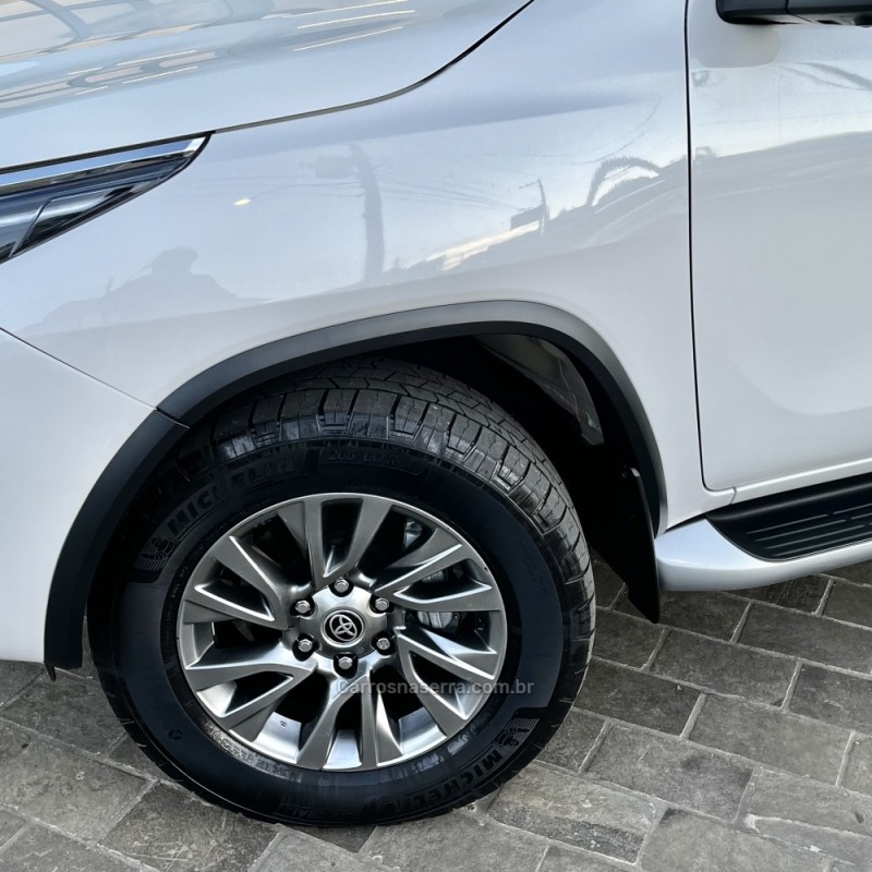 HILUX SW4 2.8 SRX 4X4 16V TURBO INTERCOOLER DIESEL 4P AUTOMÁTICO - 2022 - VACARIA