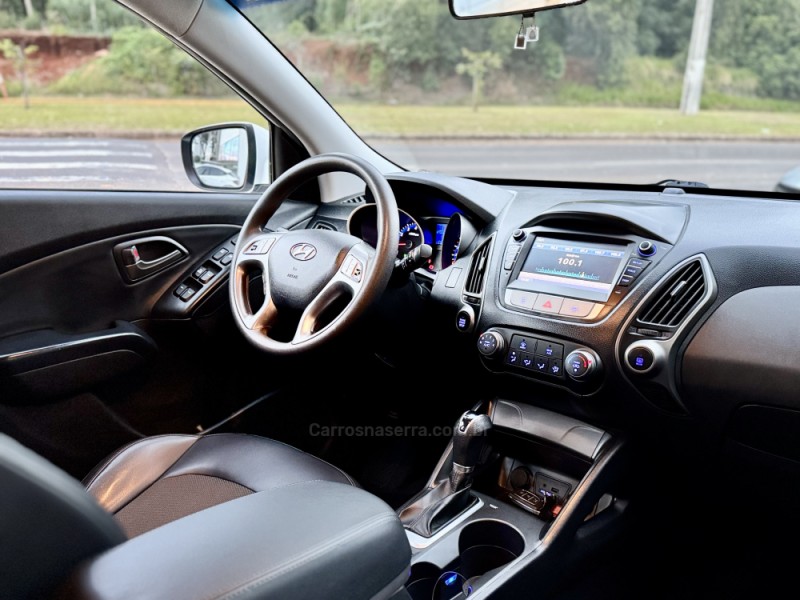 IX35 2.0 GL 4X2 16V FLEX 4P AUTOMÁTICO - 2019 - LAJEADO