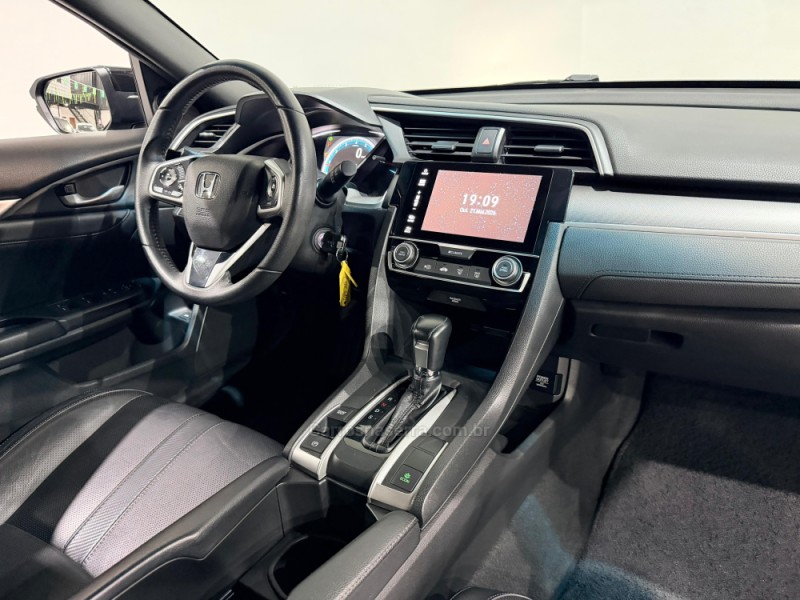CIVIC 2.0 EXL 16V FLEX 4P AUTOMÁTICO - 2017 - NOVO HAMBURGO