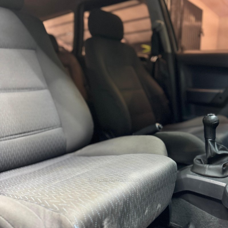 PARATI 1.6 MI COMFORTLINE 8V FLEX 4P MANUAL G.IV - 2006 - ESTâNCIA VELHA