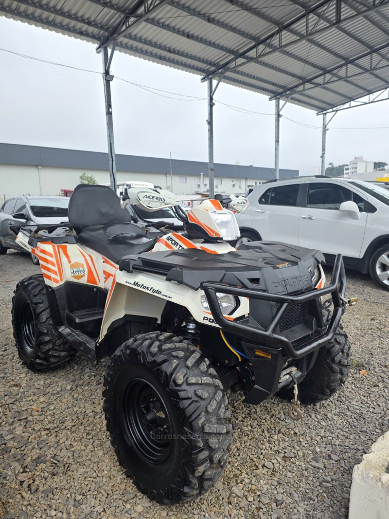 SPORTSMAN TOURING 570 EFI