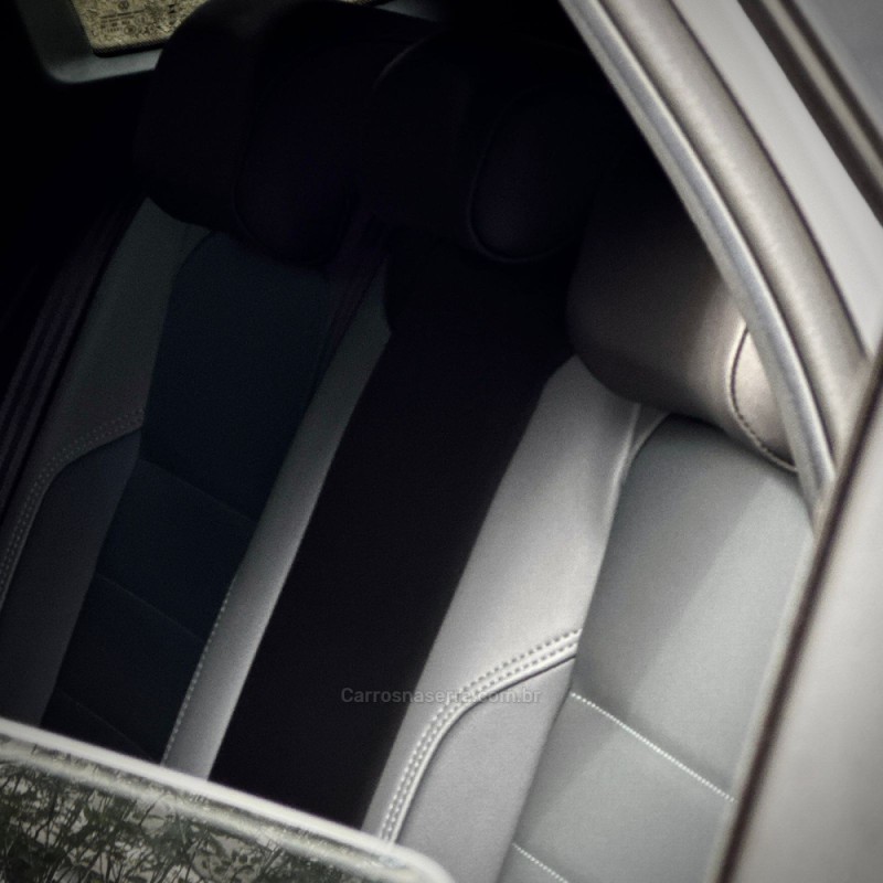 NIVUS 1.0 TSI HIGHLINE FLEX 4P AUTOMÁTICO - 2023 - ENCANTADO