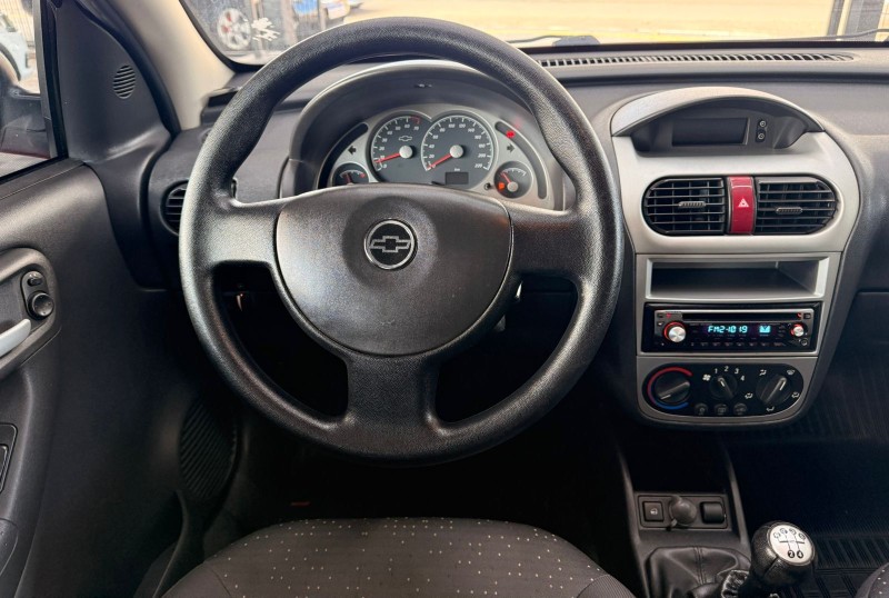 CORSA 1.4 MPFI PREMIUM 8V FLEX 4P MANUAL - 2009 - CANELA