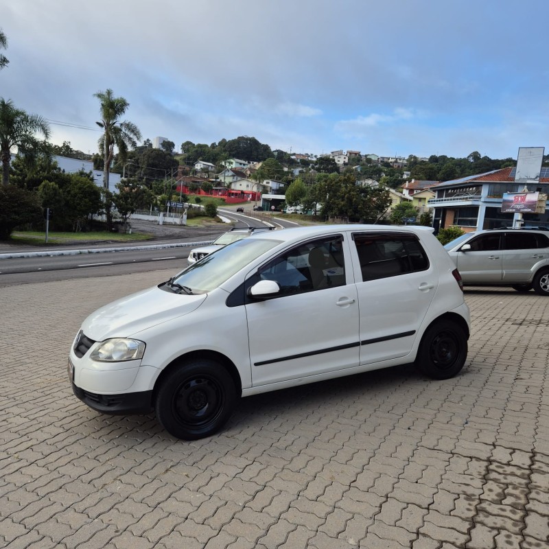 FOX 1.0 MI TREND 8V FLEX 4P MANUAL - 2009 - SãO MARCOS