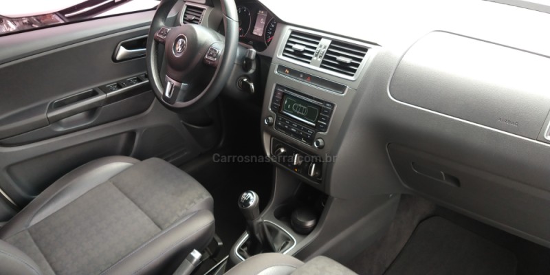 FOX 1.6 MI HIGHLINE 8V FLEX 4P MANUAL - 2015 - SãO MARCOS