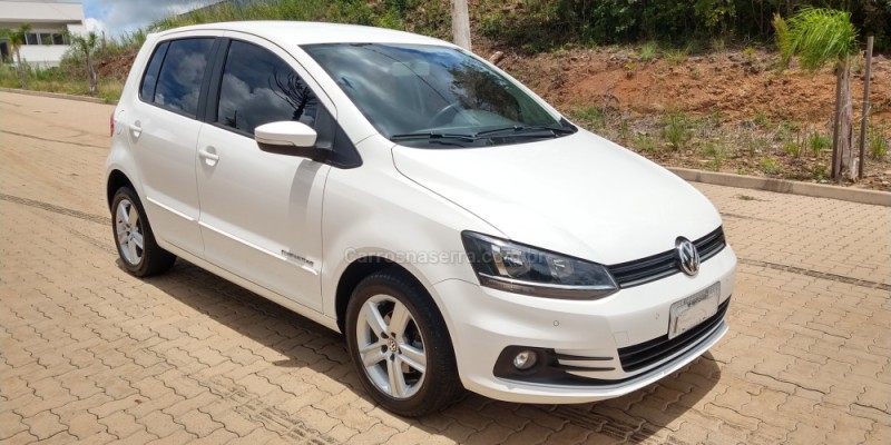 FOX 1.6 MI HIGHLINE 8V FLEX 4P MANUAL - 2015 - SãO MARCOS