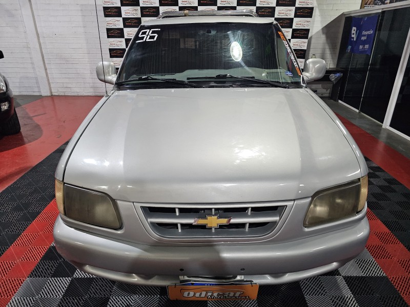 S10 2.2 MPFI DLX 4X2 CE 8V GASOLINA 2P MANUAL - 1996 - CAXIAS DO SUL