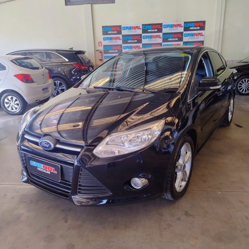 FOCUS 1.6 S HATCH 16V FLEX 4P AUTOMÁTICO - 2014 - CAMPO BOM