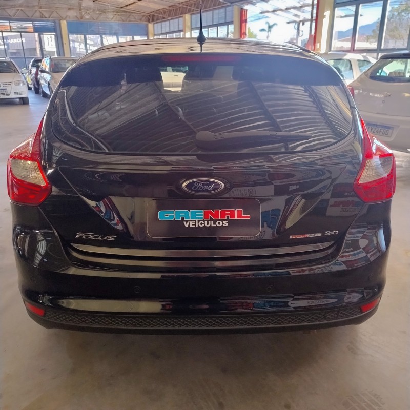 FOCUS 1.6 S HATCH 16V FLEX 4P AUTOMÁTICO - 2014 - CAMPO BOM