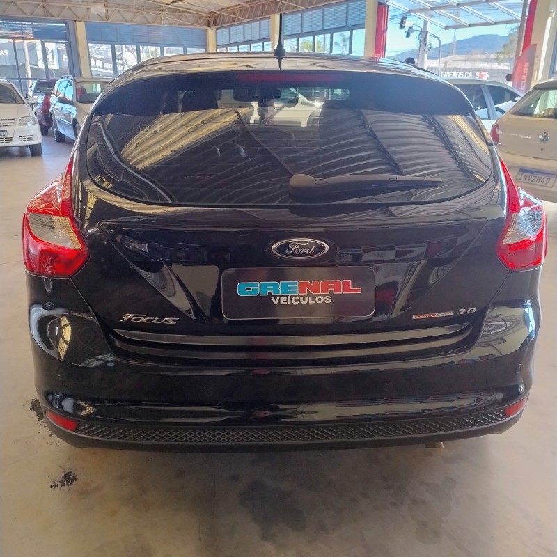 FOCUS 1.6 S HATCH 16V FLEX 4P AUTOMÁTICO - 2014 - CAMPO BOM
