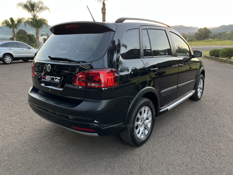 SPACE CROSS 1.6 MI 8V FLEX 4P MANUAL - 2014 - BOM PRINCíPIO