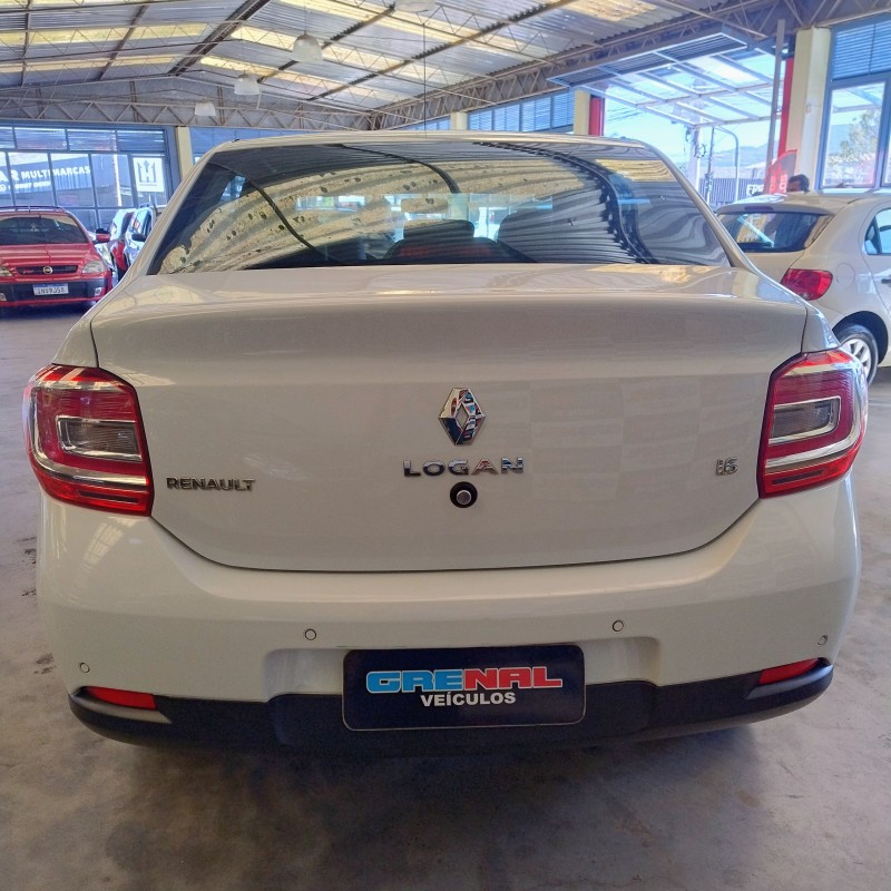 LOGAN 1.6 ICONIC SCE 16V FLEX 4P AUTOMÁTICO - 2021 - CAMPO BOM