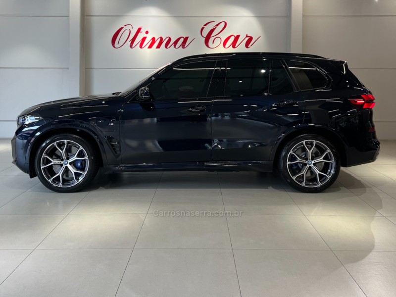 X5 3.0 XDRIVE50E TURBO M SPORT HÍBRIDO 4P AUTOMÁTICO - 2024 - FLORES DA CUNHA