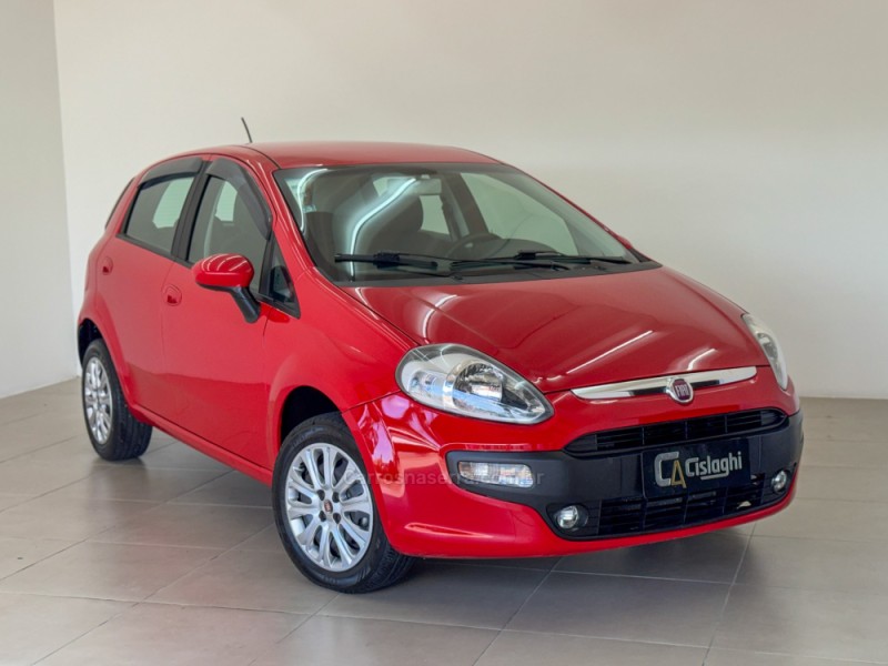 PUNTO 1.4 ATTRACTIVE 8V FLEX 4P MANUAL - 2015 - CARLOS BARBOSA